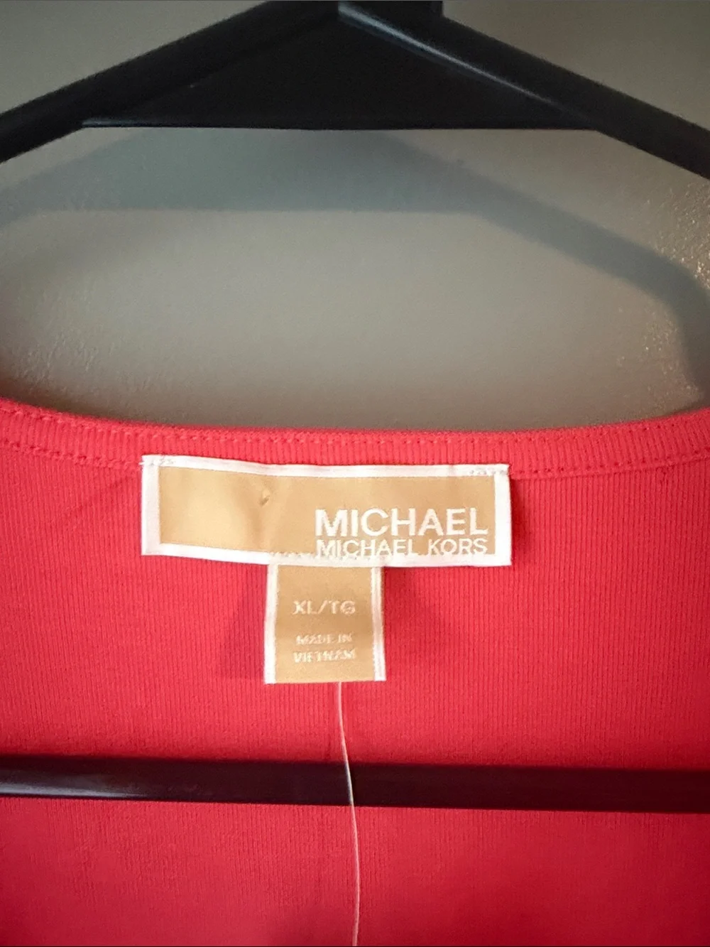 NWT Michael Kors Sangria V-Neck Short Sleeve Top with Gold Button Accents